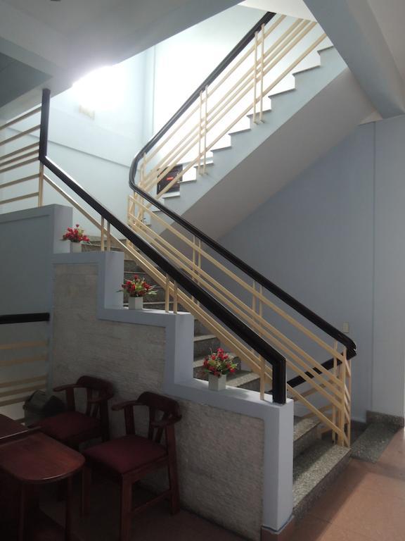 My Hanh Hotel Hue Exterior photo